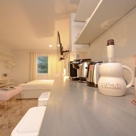 Newly Renovated Whistler Studio Екстер'єр фото